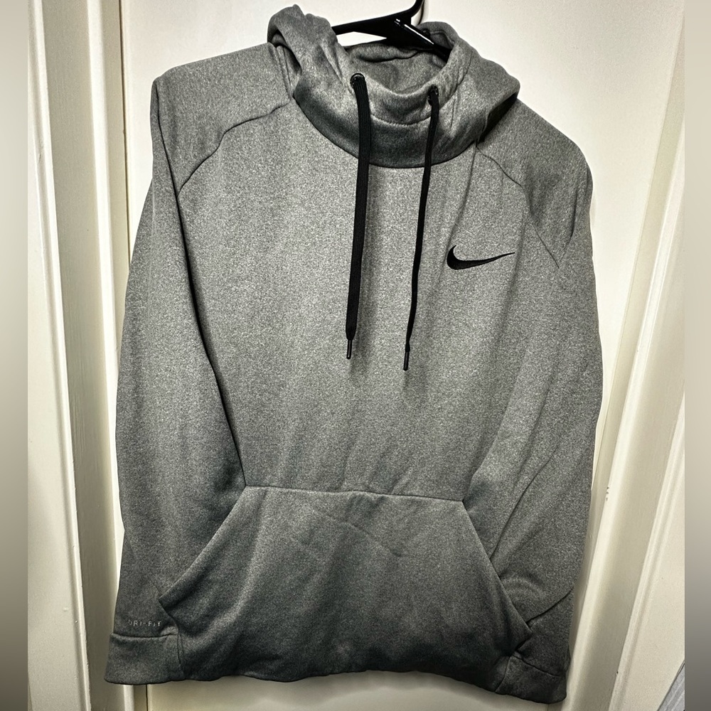 Nike. Dri fit hoodie